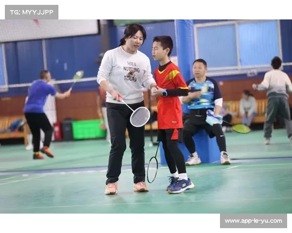 张艺曼羽毛球冠军拍卖所得捐赠青少年羽球基金会助力未来羽球人才培养