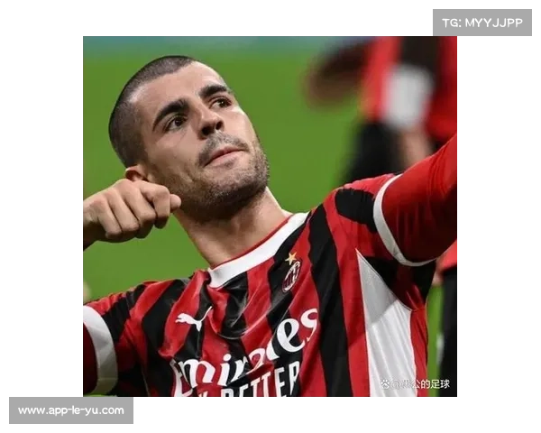 科莫中场核心佩罗内累计黄牌停赛，莫拉塔因伤缺阵